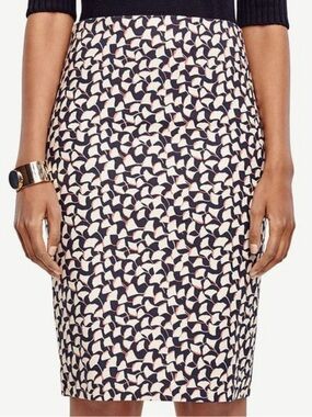 Ann Taylor Factory Navy and Cream Abstract Print Pencil Skirt